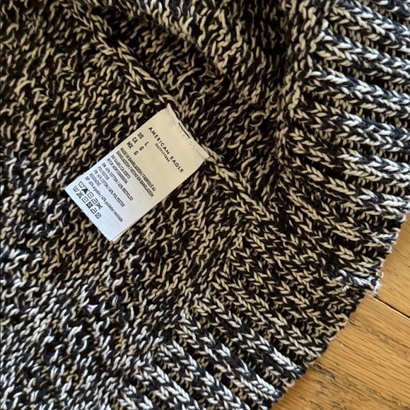 American Eagle | black white knit open front sweater cardigan | cropped | L - Picture 3 of 4